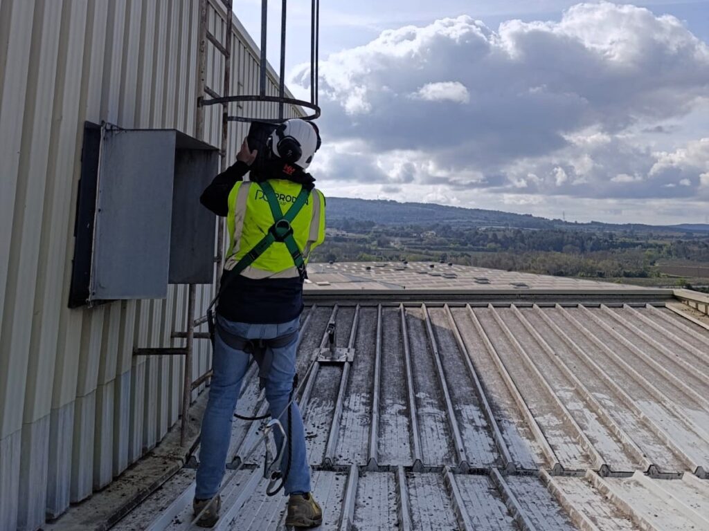 Tránsito seguro en cubiertas